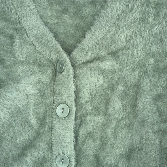 Aerie Sweater Womens Medium Green Fuzzy Cardigan Oversized Cozy Cropped Coquette - Picture 4 of 6